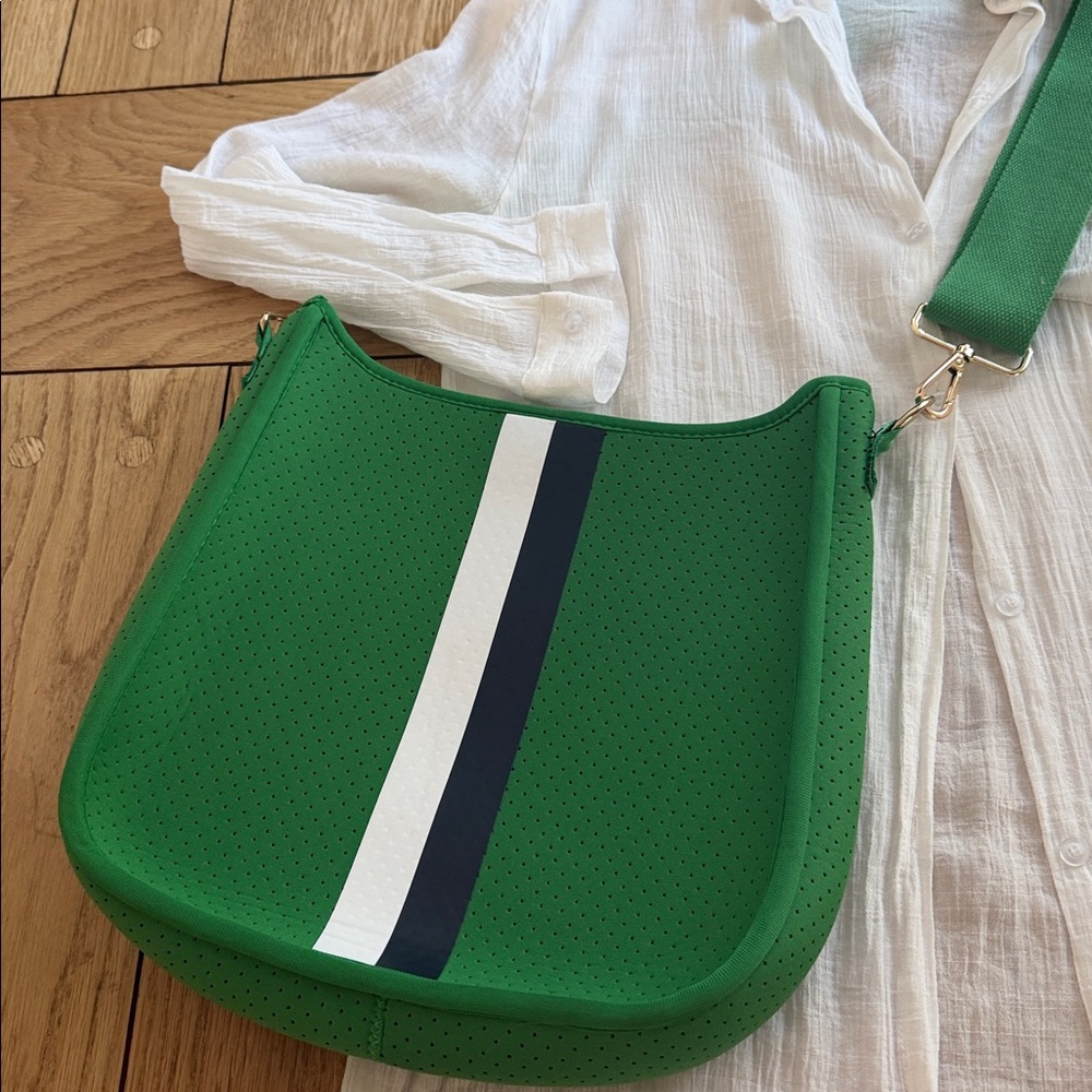 Preppy Kelly Green Neoprene summer bag fab with white - Picture 3 of 8